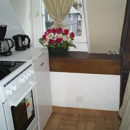 Le Clos Notre Dame Apartment